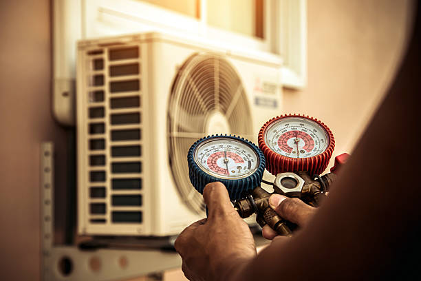 Professional Hvac Installation technician working in Port Washington, NY